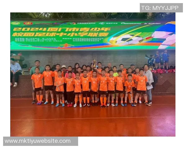 百年历史的厦门足球重返职业赛场再创辉煌展现城市精神与激情